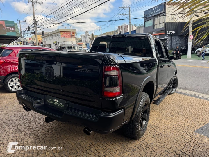 1500 5.7 V8 Gasolina Rebel Cd 4X4 Automático