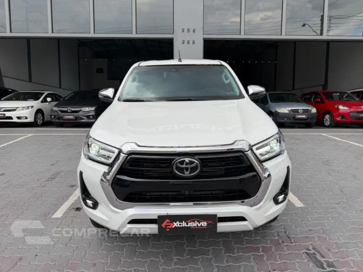Hilux CD SRX Plus 4x4 2.8 TDI Die. Aut.