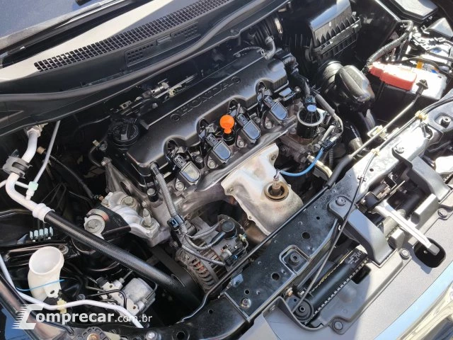CIVIC - 1.8 LXS 16V 4P AUTOMÁTICO