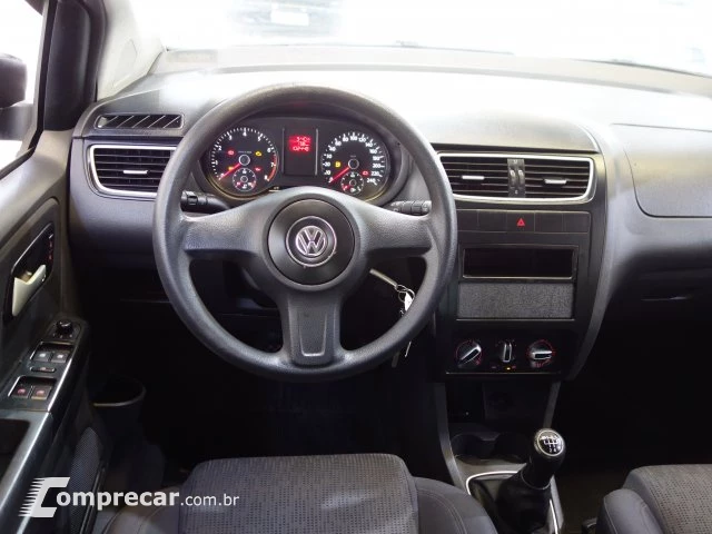 FOX - 1.6 MI 8V 4P MANUAL