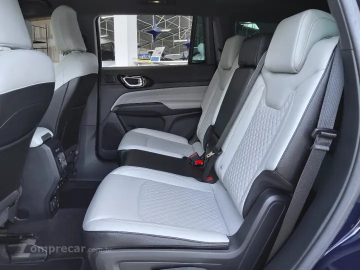 COMMANDER 1.3 T270 TURBO FLEX OVERLAND AT6