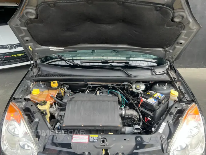 FIESTA 1.6 MPI Class Hatch 8V