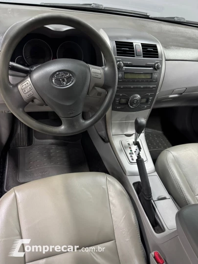 Corolla GLi Automático
