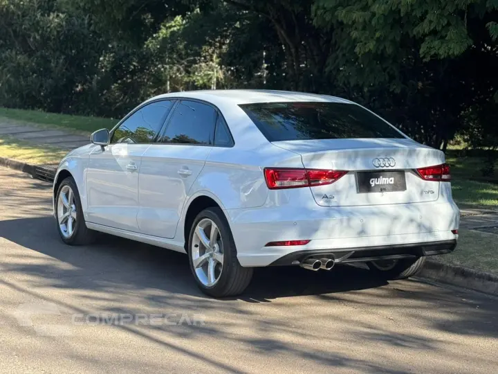 A3 1.4 TFSI Sedan Ambiente 16V