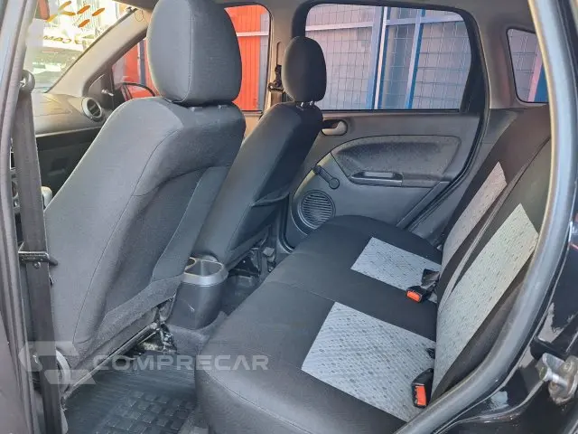 FIESTA HATCH - 1.6 ROCAM HATCH 8V 4P MANUAL