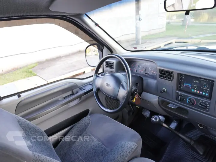 F-250 4.2 XLT 4X2 CS TURBO DIESEL 2P MANUAL