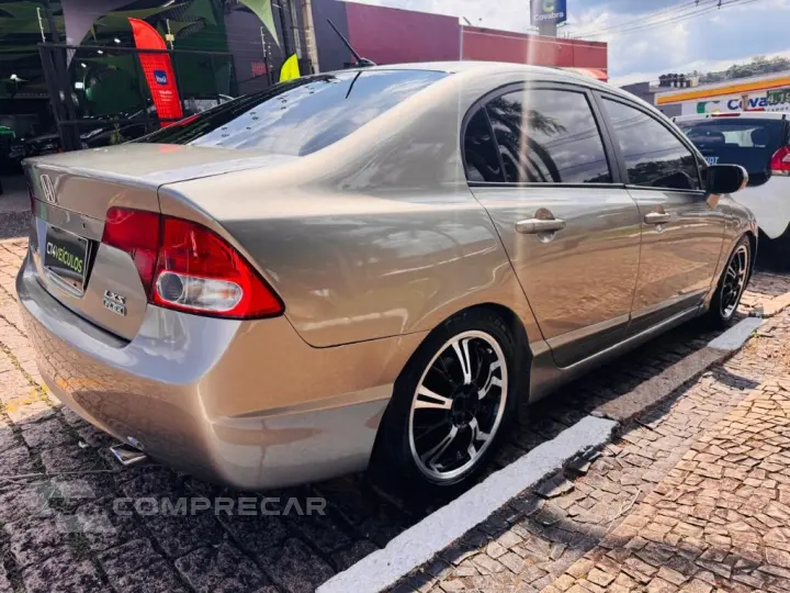 Civic Sedan LXS 1.8/1.8 Flex 16V Aut. 4p