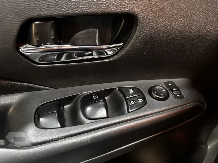 KICKS 1.6 16V FLEXSTART S 4P XTRONIC