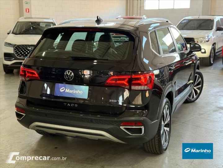 TAOS 1.4 250 TSI TOTAL FLEX HIGHLINE AUTOMÁTICO