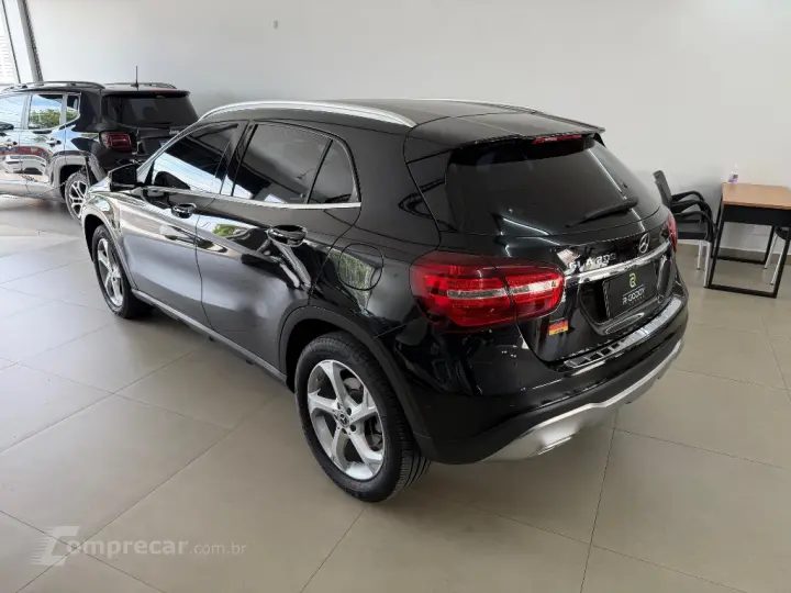 GLA 200 Advance 1.6/1.6 TB 16V Flex Aut.