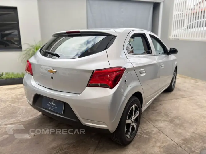 ONIX HATCH LT 1.0 8V FlexPower 5p Mec.