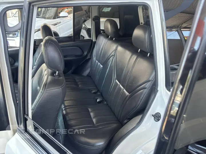 Pajero TR4 2.0 Flex 16V 4X2 Aut.