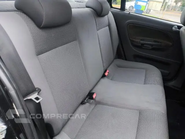 VOYAGE - 1.0 MI 8V 4P MANUAL