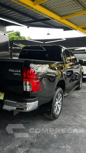 Hilux Caminhonete 2.8 16V SRX 4X4 DIESEL CABINE DUPLA AUTOMÁ