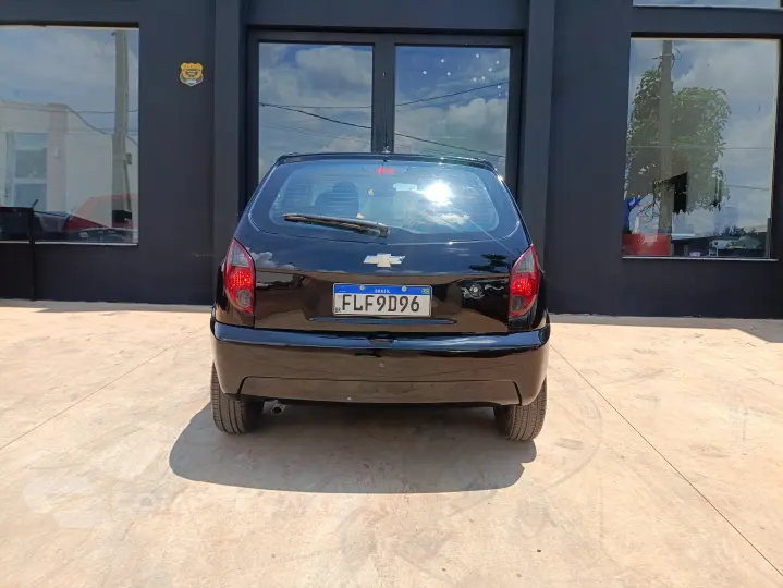 CELTA 1.0 MPFI LT 8V