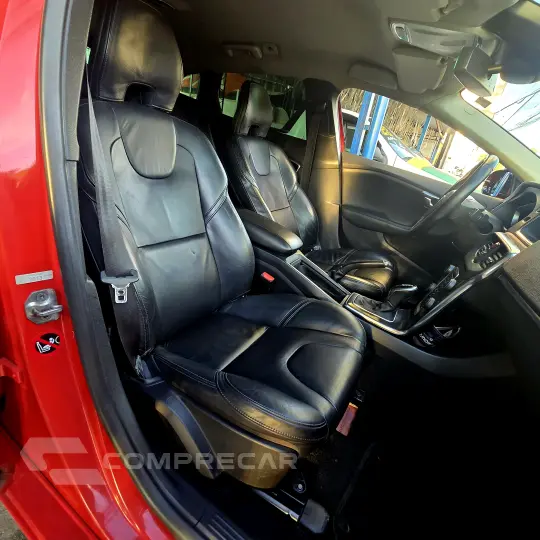 V40