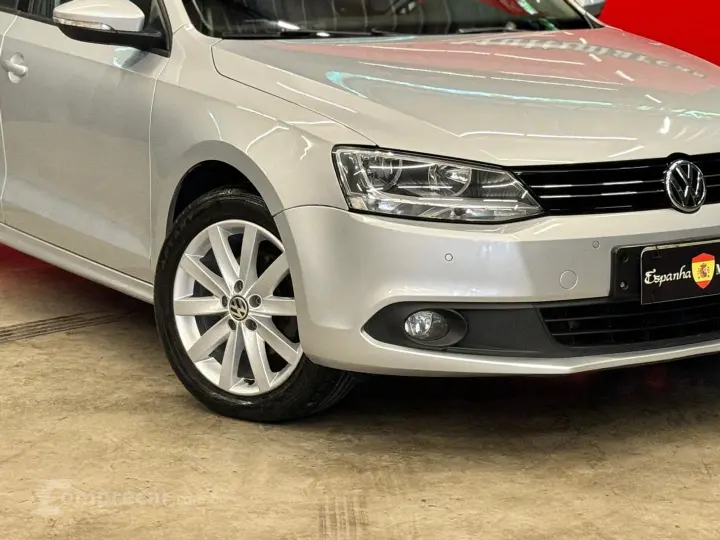 Jetta 2.0 Comfortline Flex 4P Tiptronic