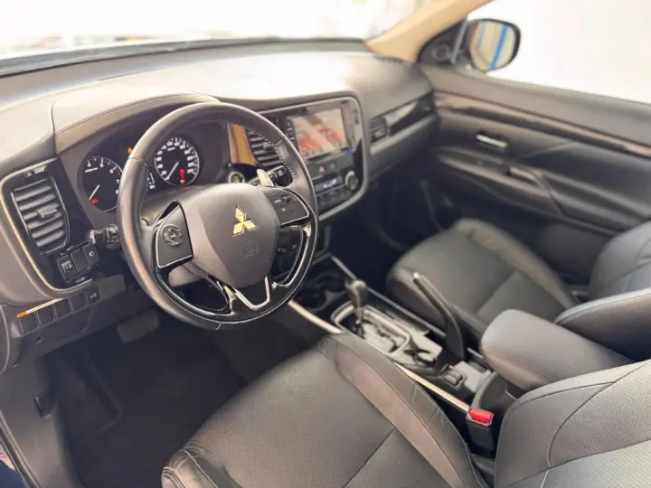 OUTLANDER 2.0 Comfort 16V