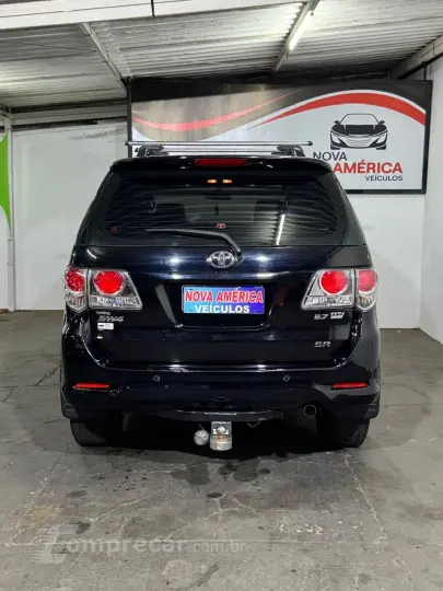 Hilux SW4 SR 4x2 2.7/ 2.7 Flex 16V Aut.