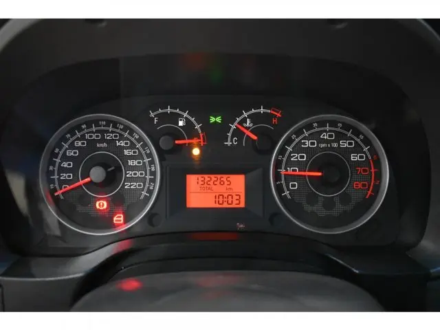 IDEA - 1.4 MPI ATTRACTIVE 8V 4P MANUAL