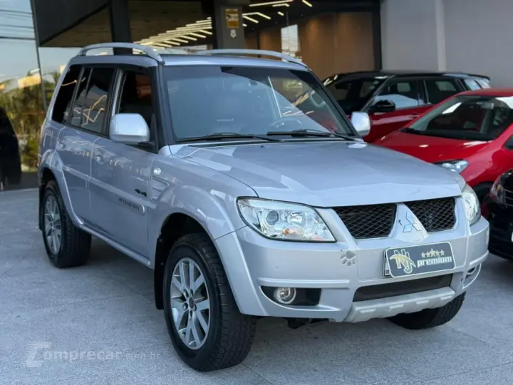 PAJERO TR4 2.0 4X4 16V 140CV FLEX 4P AUTOMÁTICO