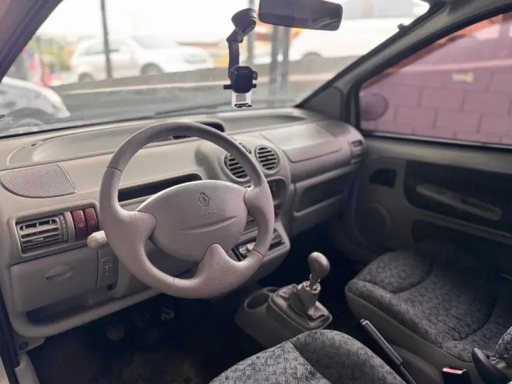 Twingo 1.0 8V