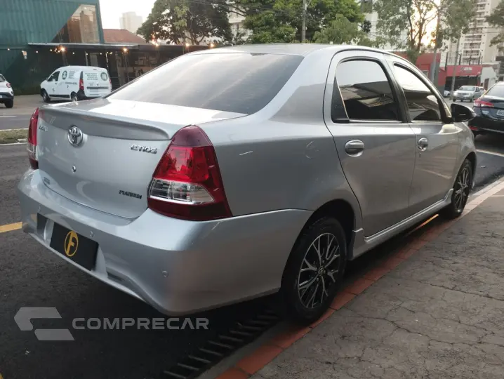 Etios Sedan 1.5 16V 4P FLEX PLATINUM AUTOMÁTICO