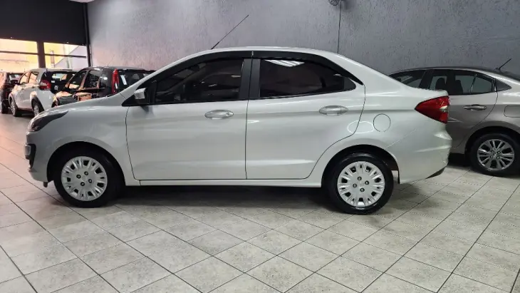 Ka+ Sedan 1.0 SE/SE PLUS TiVCT Flex 4p