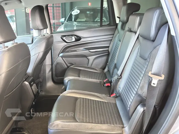 COMMANDER 1.3 T270 TURBO FLEX LIMITED AT6