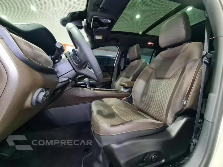 COMMANDER OVERLAND T270 1.3 TB FLEX AUT