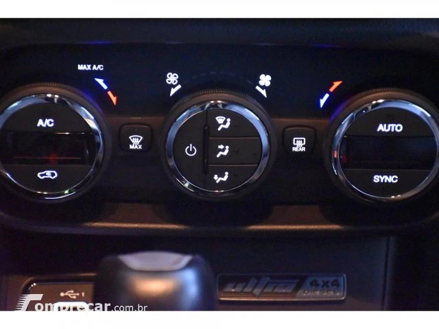TORO - 2.0 16V TURBO ULTRA 4WD AT9