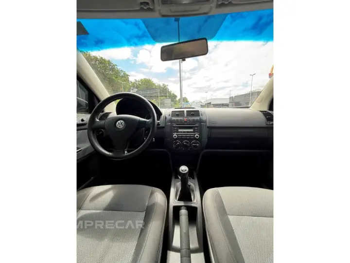 POLO SEDAN 1.6 MI 8V FLEX 4P MANUAL
