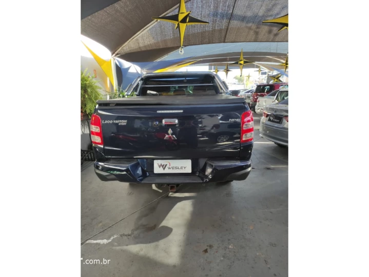 L200 TRITON 2.4 16V TURBO DIESEL SPORT HPE TOP CD 4P 4X4 AUT