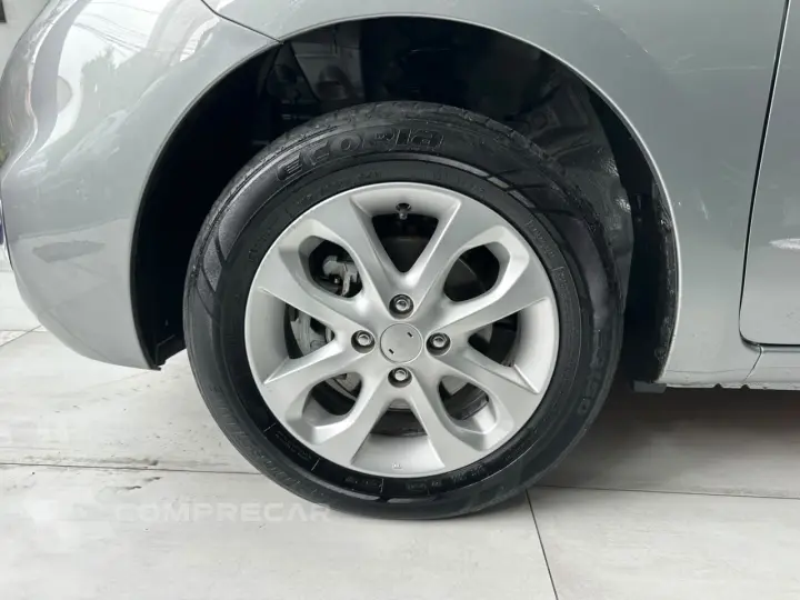 MARCH SV 1.6 16V FlexStart 5p Aut.