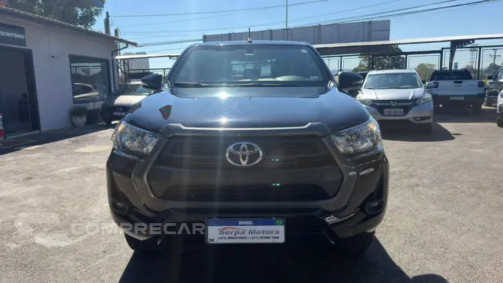 Hilux Caminhonete 2.8 16V 4P SR 4X4 DIESEL CABINE DUPLA AUTO