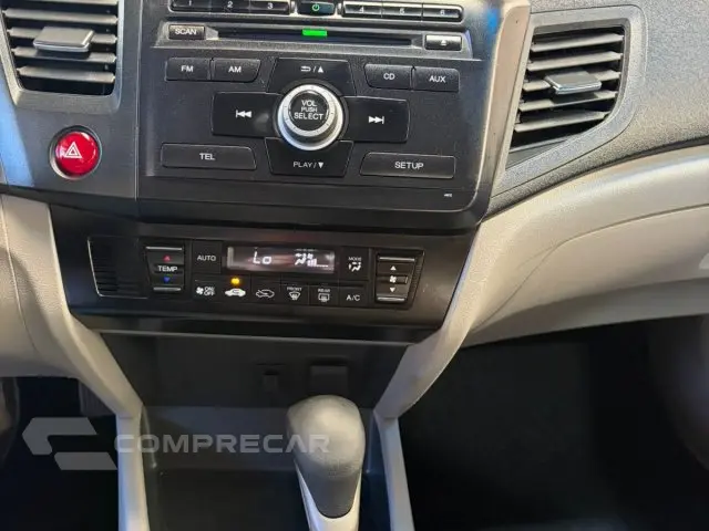 CIVIC - 1.8 LXS 16V 4P AUTOMÁTICO