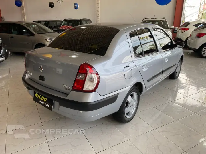 CLIO 1.6 Privilége Sedan 16V