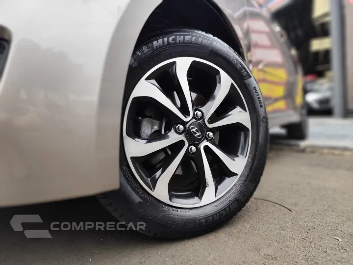 HB20S 1.6 COMFORT STYLE 16V FLEX 4P MANUAL