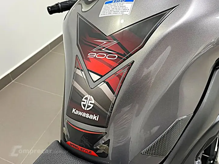 KAWASAKI Z900