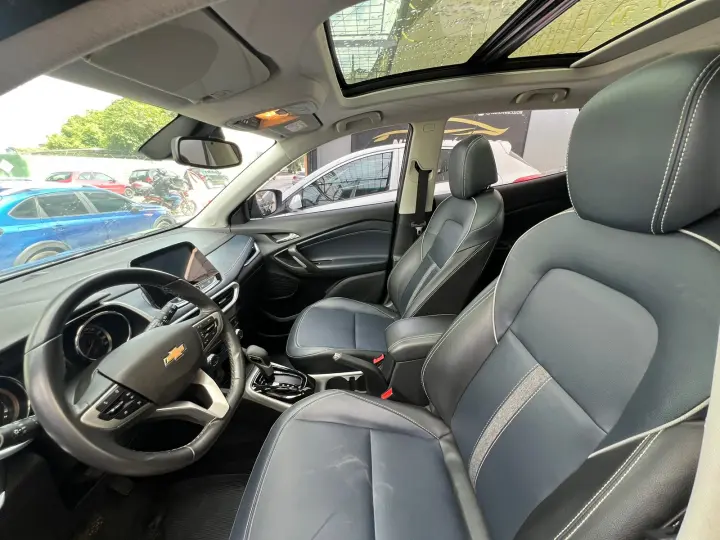 TRACKER 1.2 Turbo Premier