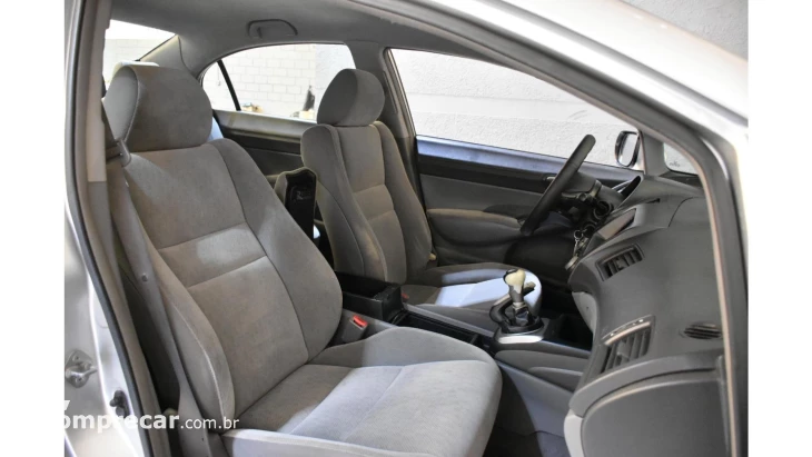 CIVIC - 1.8 LXS 16V 4P MANUAL