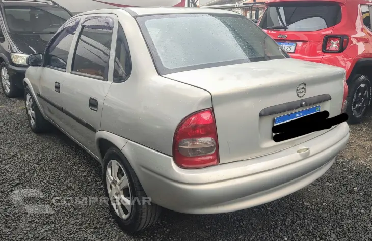 CLASSIC 1.0 MPFI Sedan 8V