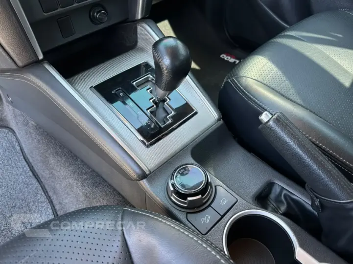 L200 TRITON 2.4 16V Turbo Sport HPE CD 4X4