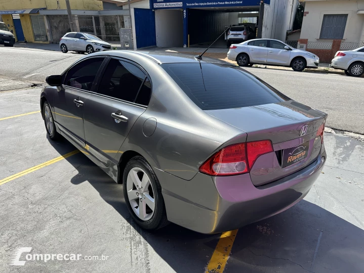CIVIC 1.8 LX 16V