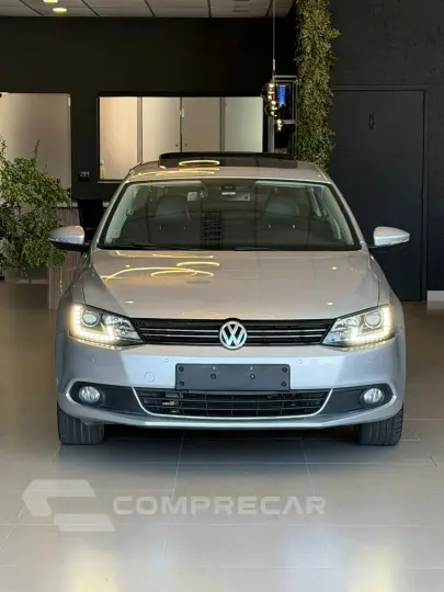JETTA 2.0 TSI Highline 211cv