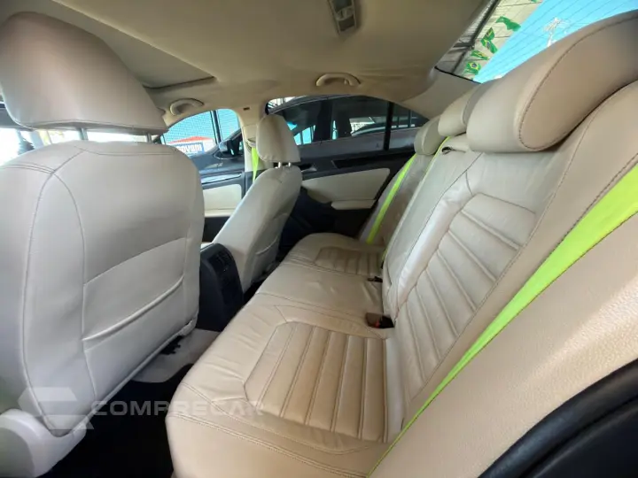 Jetta 2.0 4P TSI HIGHLINE 211 CV AUTOMÁTICO