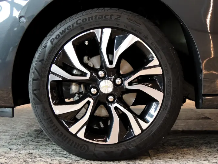 ONIX 1.0 Turbo Premier