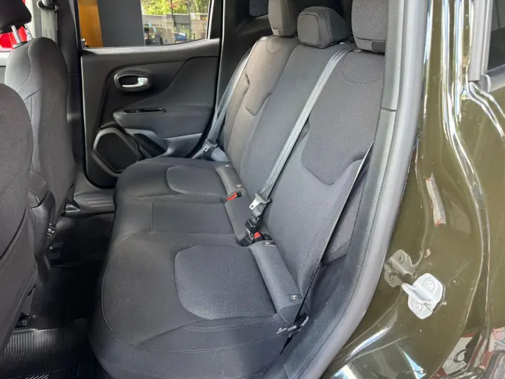 RENEGADE 1.8 16V Sport