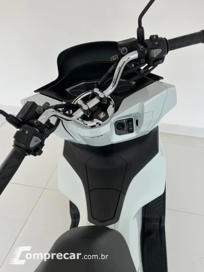 PCX 160