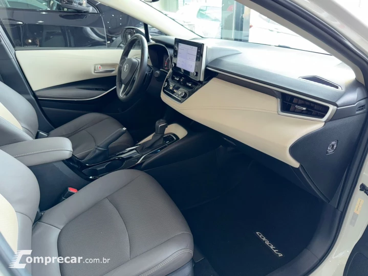 Corolla Altis 2.0